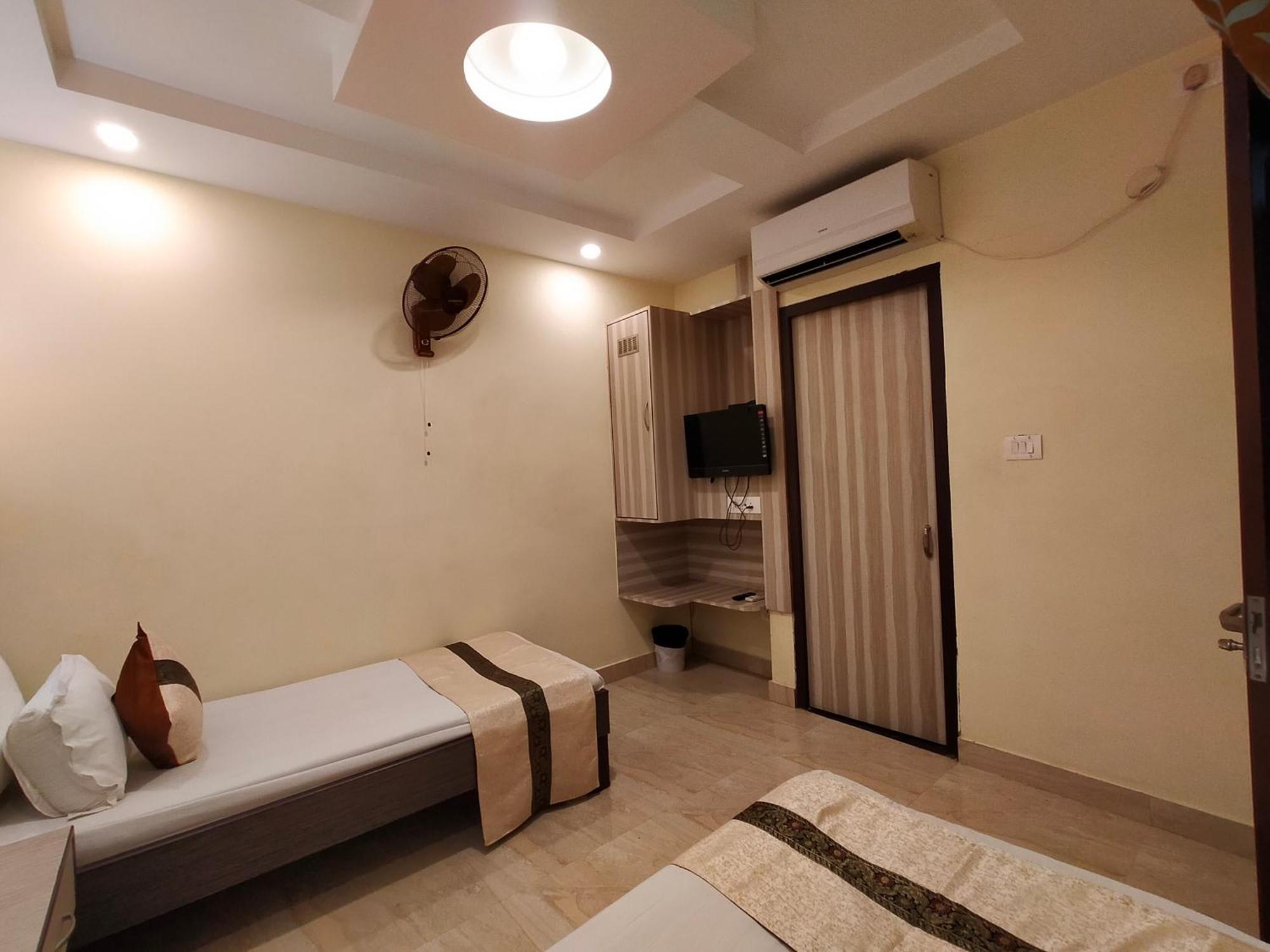 Vedic Villa Varanasi Exterior photo